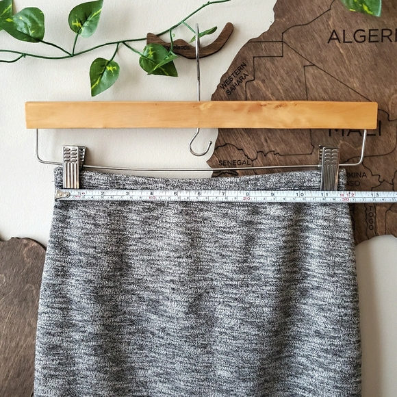 NWOT🔥High-Waisted Heathered Pencil Skirt - Picture 7 of 9